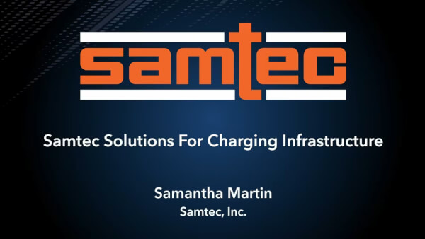 Samantha Martin汽车专家视频